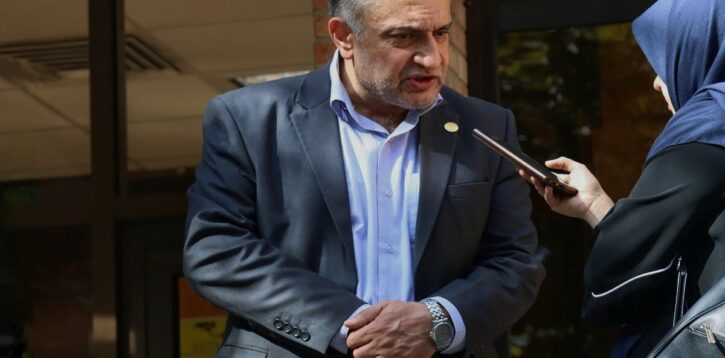 واکنش رئیس دانشگاه شریف به تماس با خانواده دانشجویان درباره پوشش