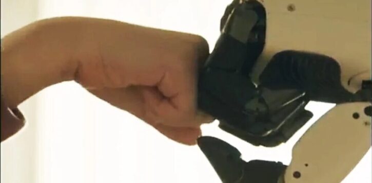 روبات خانگی ال جی رونمایی می شود