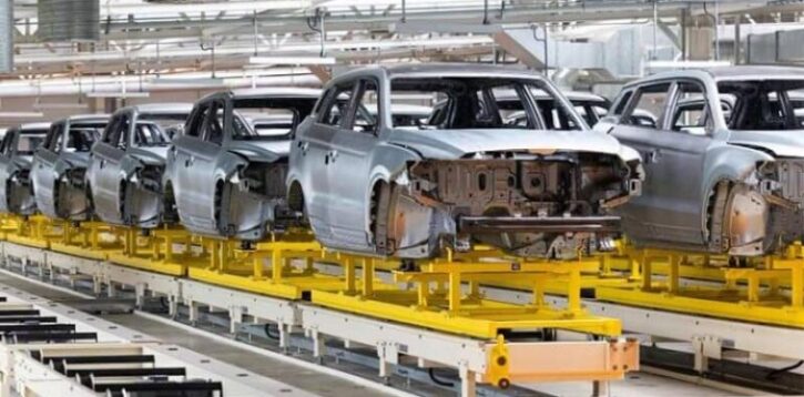 تدوین نقشه‌راه برای ساماندهی صنعت خودرو در دستور کار