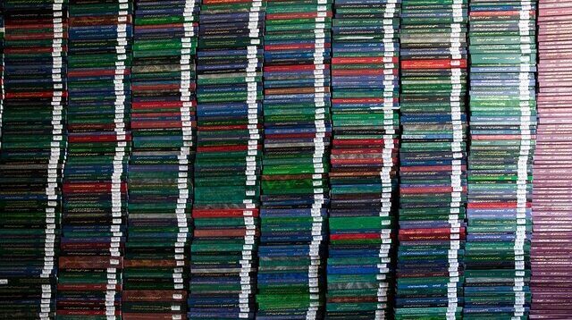 حل یک چالش مزمن آموزش عالی با سامانه سازماندهی خودکار پایان‌نامه‌ها